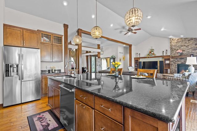 N1657 Carlin Road, Fort Atkinson, WI 53538