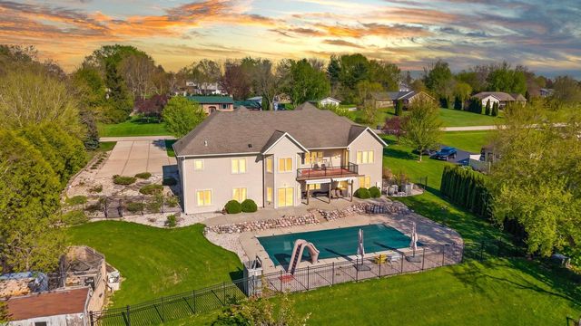 N1657 Carlin Road, Fort Atkinson, WI 53538