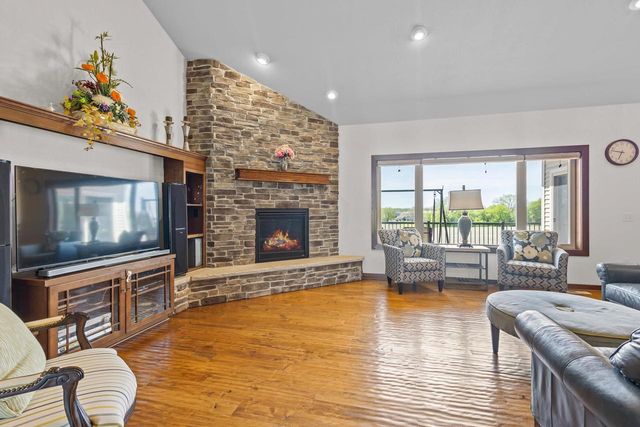 N1657 Carlin Road, Fort Atkinson, WI 53538