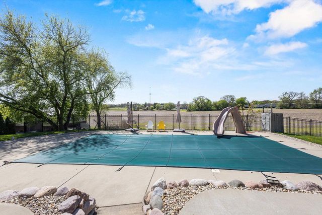 N1657 Carlin Road, Fort Atkinson, WI 53538