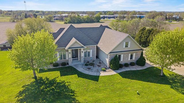 N1657 Carlin Road, Fort Atkinson, WI 53538