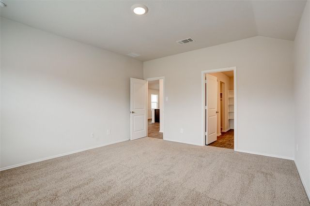 121 Roanwood DR, San Marcos, TX 78666