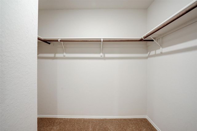 121 Roanwood DR, San Marcos, TX 78666