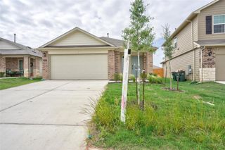 121 Roanwood DR, San Marcos, TX 78666