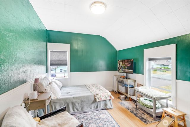 1224 4th St, Cosmopolis, WA 98537