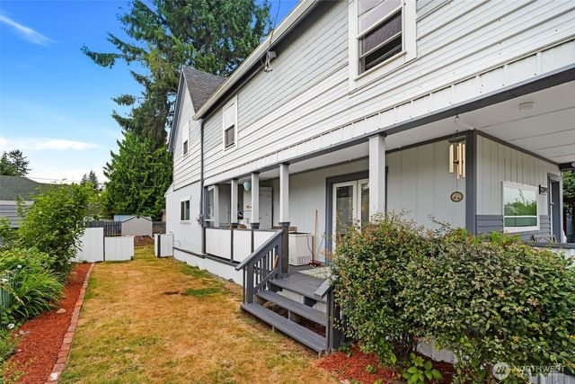 1224 4th St, Cosmopolis, WA 98537