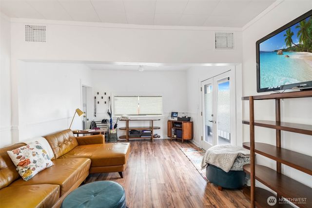 1224 4th St, Cosmopolis, WA 98537