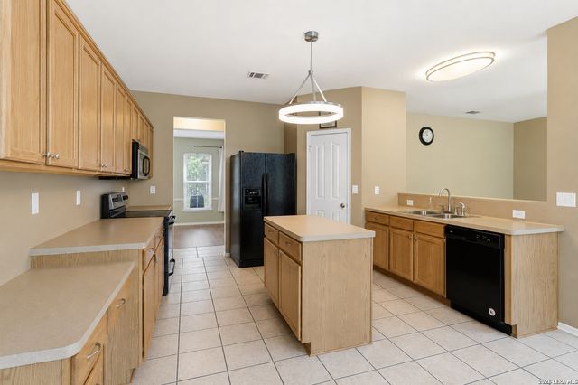 4301 Golden Oak, Schertz, TX 78154