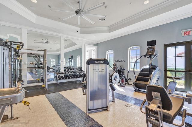 11353 SW 13th St, Pembroke Pines, FL 33025