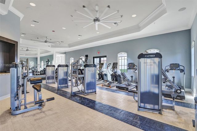 11353 SW 13th St, Pembroke Pines, FL 33025