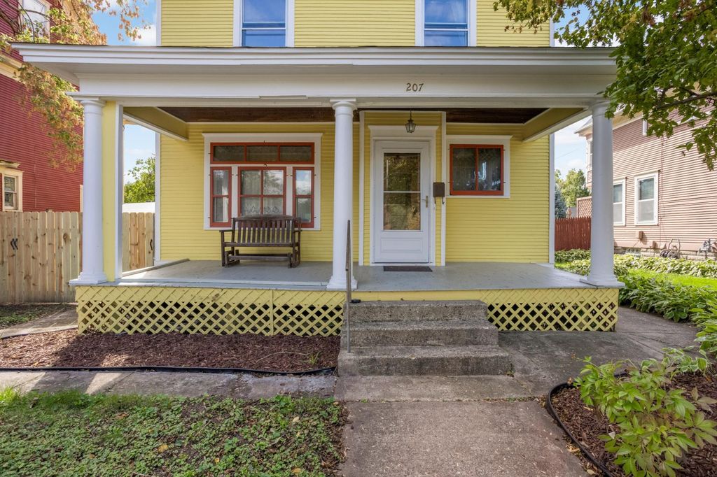 207 W 34th Street, Minneapolis, MN 55408 — photo 2