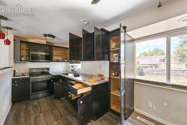 2438 Barkman Drive, Colorado Springs, CO 80916