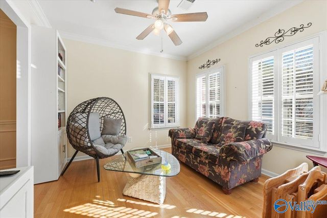 154 Valley Way Circle SE, Huntsville, AL 35802