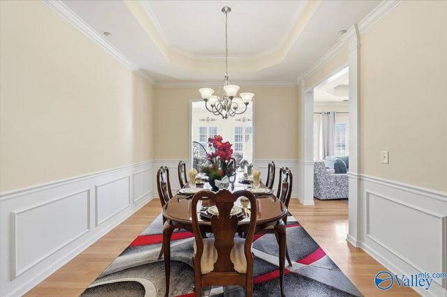 154 Valley Way Circle SE, Huntsville, AL 35802