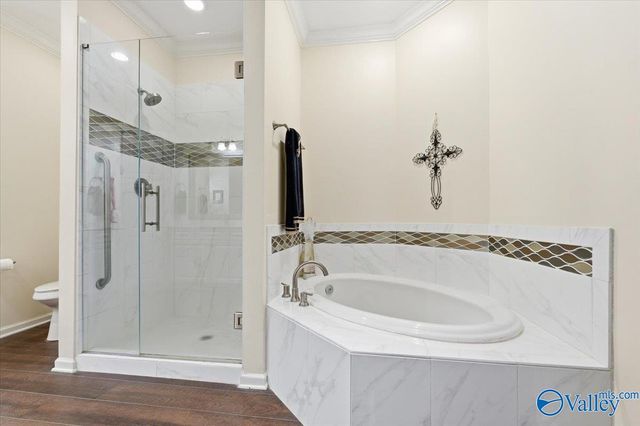 154 Valley Way Circle SE, Huntsville, AL 35802