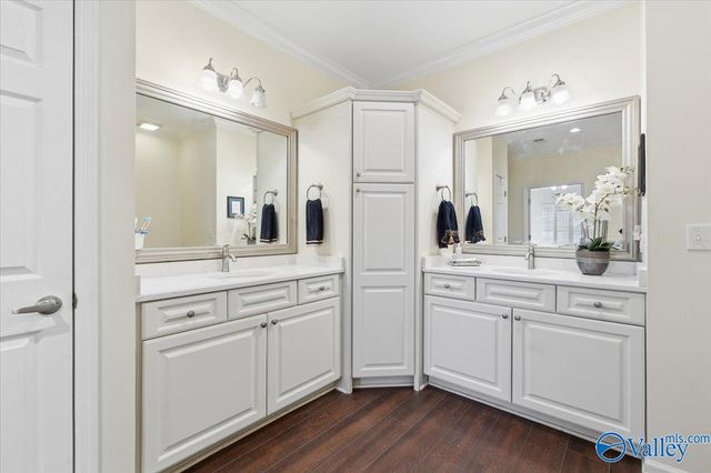 154 Valley Way Circle SE, Huntsville, AL 35802