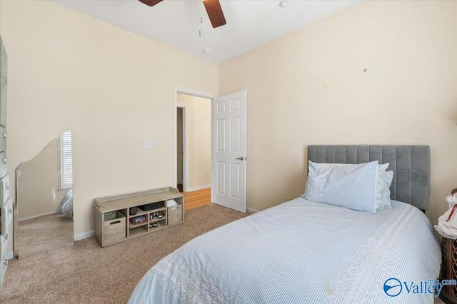 154 Valley Way Circle SE, Huntsville, AL 35802