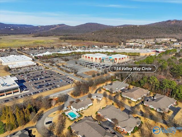 154 Valley Way Circle SE, Huntsville, AL 35802