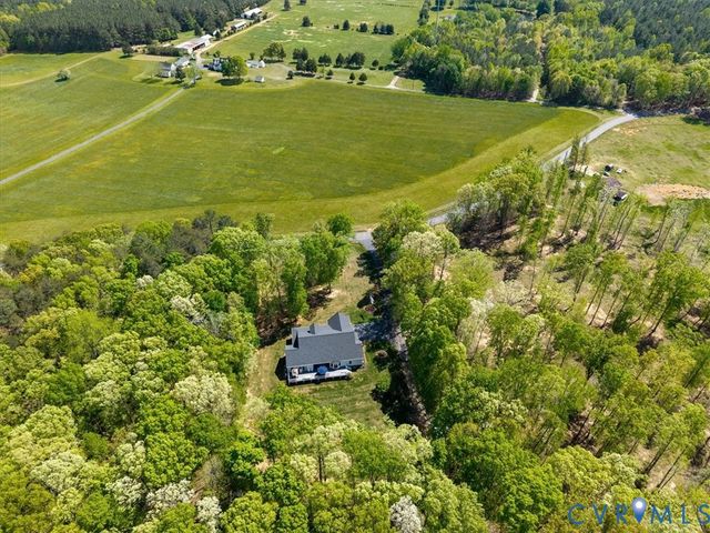 3060 Moyer Rd, Powhatan, VA 23139
