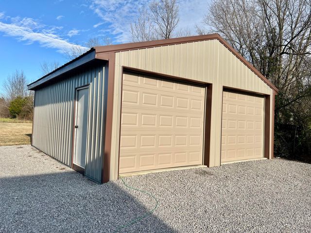 1887 Gaffney Road, Crab Orchard, KY 40419