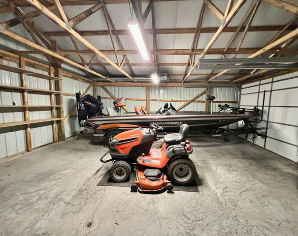 1887 Gaffney Road, Crab Orchard, KY 40419