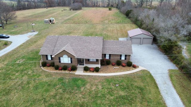 1887 Gaffney Road, Crab Orchard, KY 40419