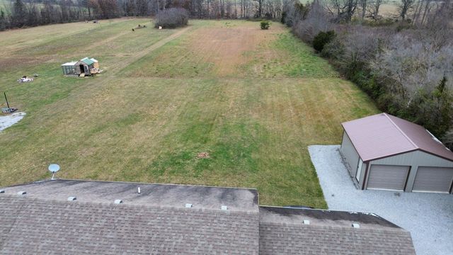 1887 Gaffney Road, Crab Orchard, KY 40419