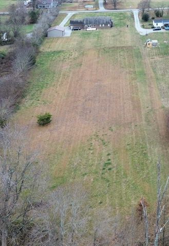 1887 Gaffney Road, Crab Orchard, KY 40419