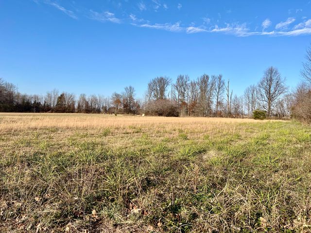 1887 Gaffney Road, Crab Orchard, KY 40419