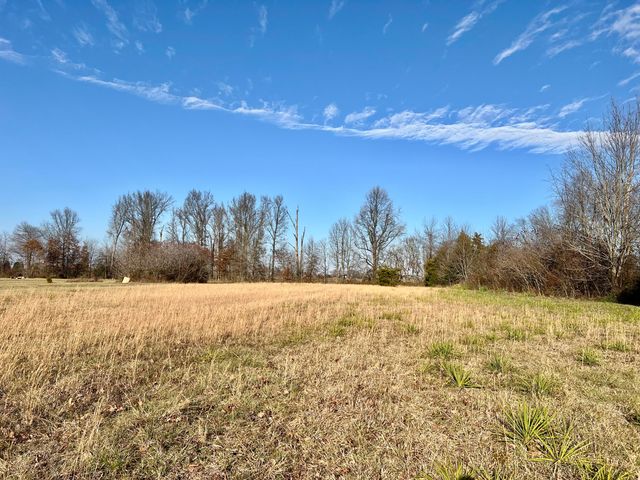 1887 Gaffney Road, Crab Orchard, KY 40419