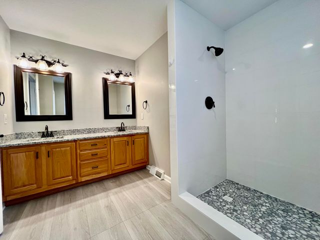 1887 Gaffney Road, Crab Orchard, KY 40419