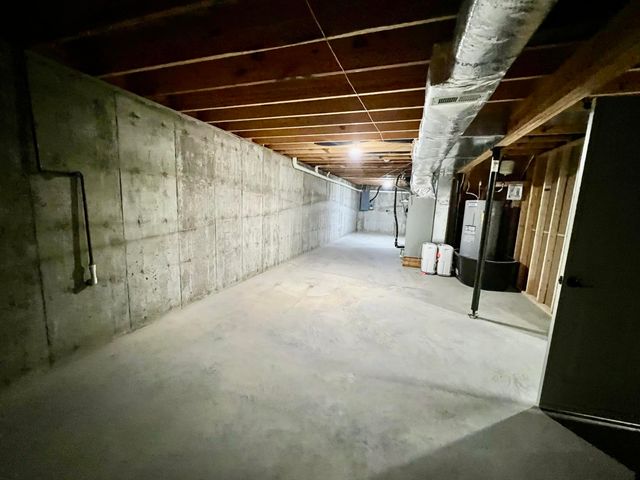 1887 Gaffney Road, Crab Orchard, KY 40419