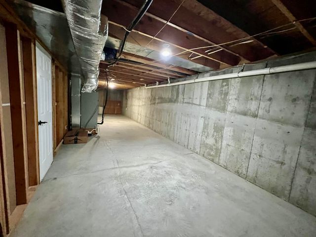 1887 Gaffney Road, Crab Orchard, KY 40419