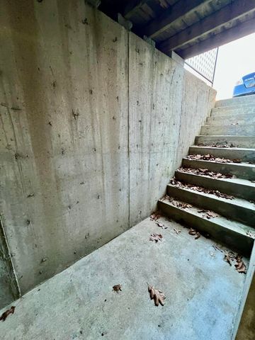 1887 Gaffney Road, Crab Orchard, KY 40419