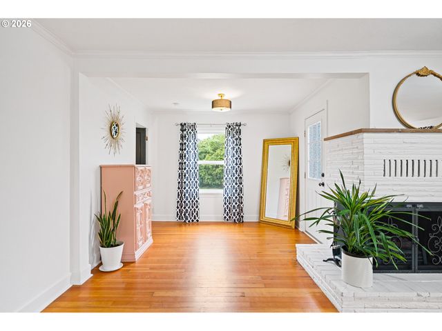 3403 COLUMBIA HEIGHTS Rd, Longview, WA 98632