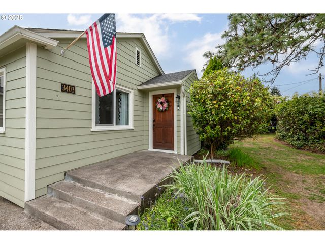 3403 COLUMBIA HEIGHTS Rd, Longview, WA 98632