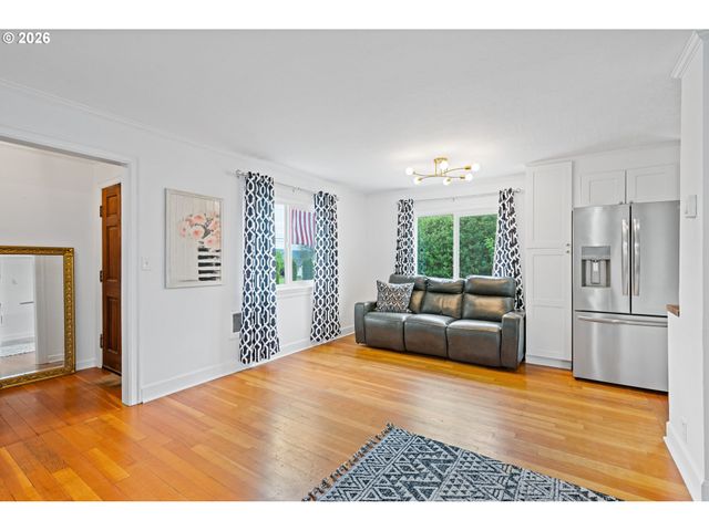 3403 COLUMBIA HEIGHTS Rd, Longview, WA 98632