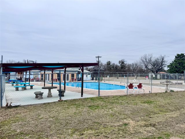 5907 Arkansas Trail, Granbury, TX 76048