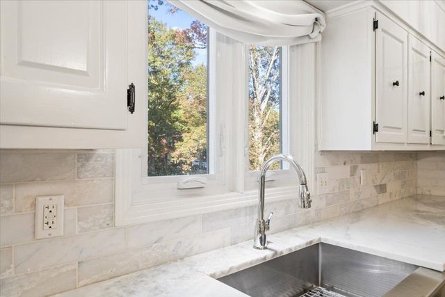 2680 MEADOW HILL CV, Germantown, TN 38138