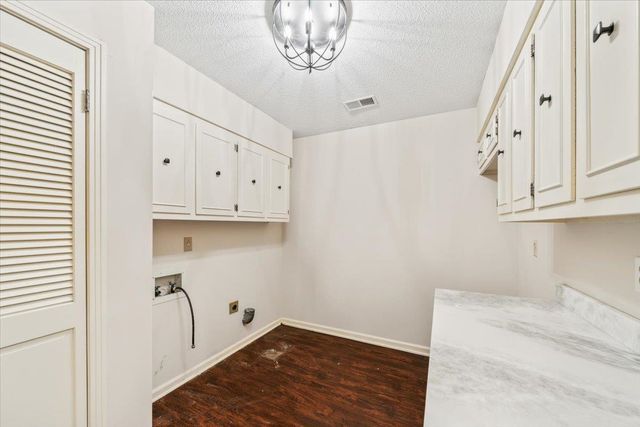 2680 MEADOW HILL CV, Germantown, TN 38138