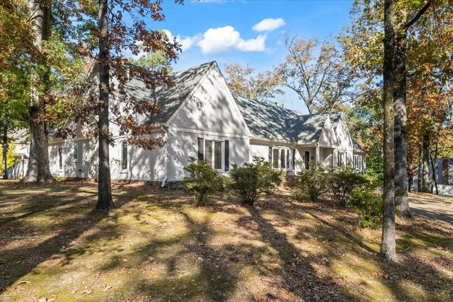 2680 MEADOW HILL CV, Germantown, TN 38138