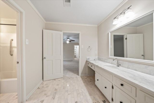 2680 MEADOW HILL CV, Germantown, TN 38138