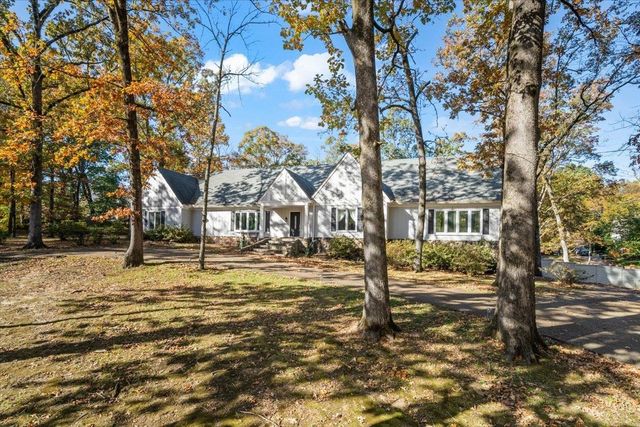 2680 MEADOW HILL CV, Germantown, TN 38138