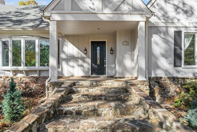 2680 MEADOW HILL CV, Germantown, TN 38138