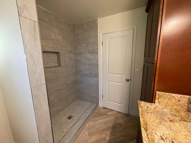 19342 E South Avenue, Reedley, CA 93654