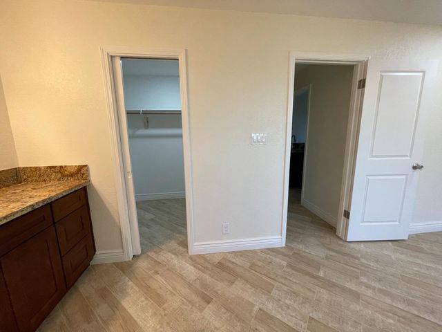 19342 E South Avenue, Reedley, CA 93654