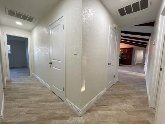 19342 E South Avenue, Reedley, CA 93654