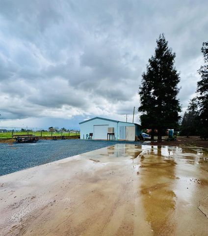 19342 E South Avenue, Reedley, CA 93654