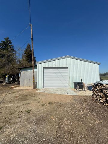 19342 E South Avenue, Reedley, CA 93654