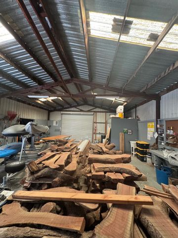 19342 E South Avenue, Reedley, CA 93654